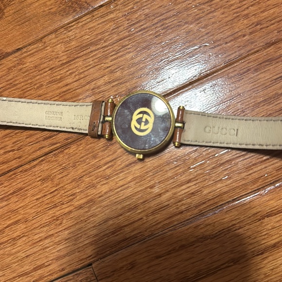 Gucci Watch - Picture 3 of 3